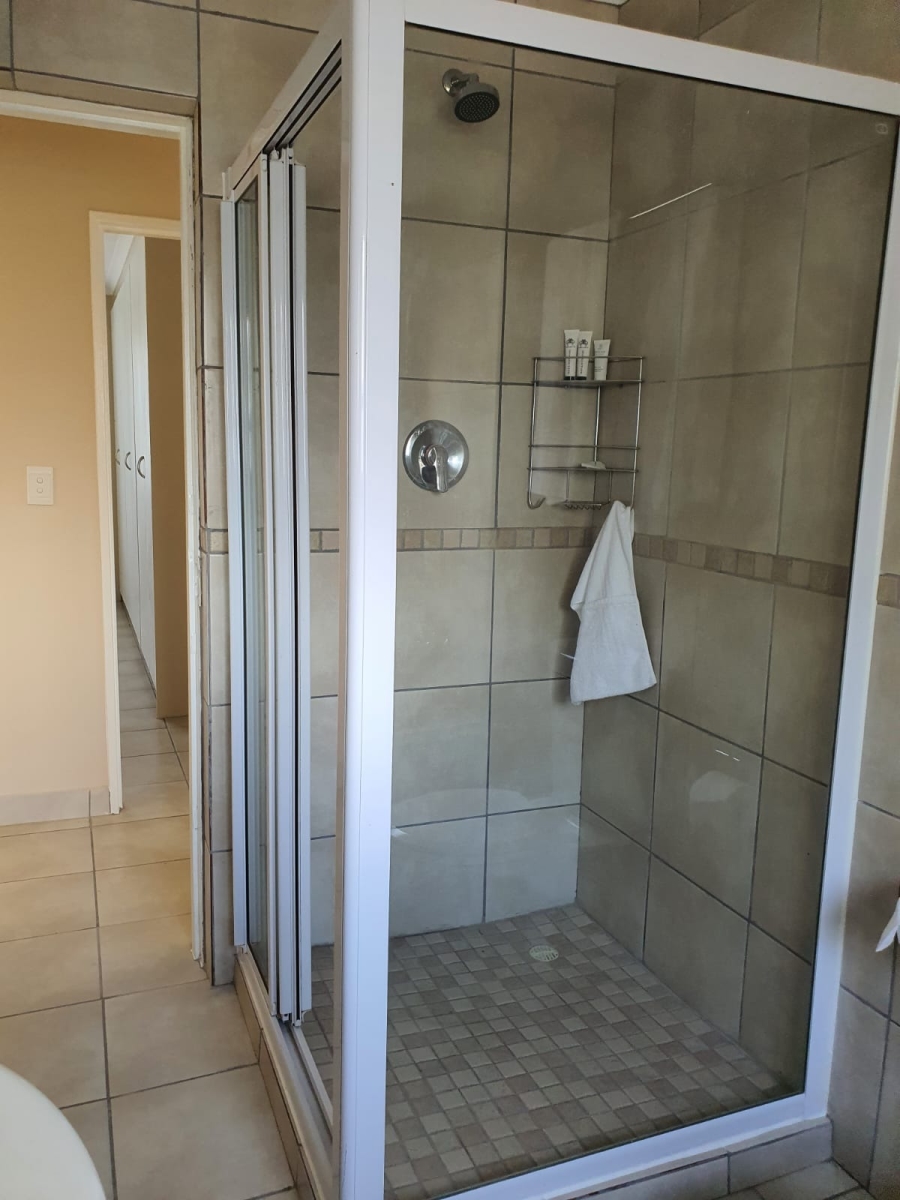 To Let 2 Bedroom Property for Rent in Heritage Park Western Cape